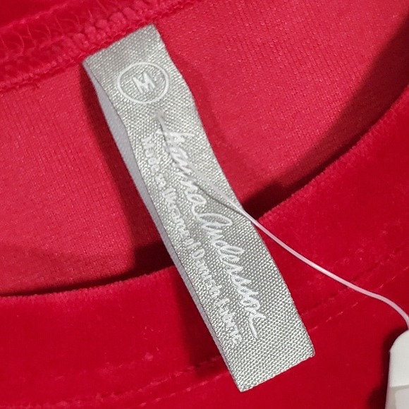 Hanna Andersson Womens Velour Short Sleeve Tee Size Medium Red Soft Holiday Cozy - Picture 4 of 10